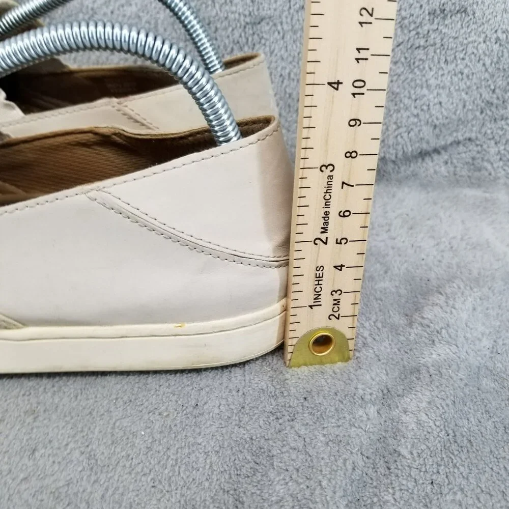 OluKai Shoes Womens 10 Tan Mesh Pehuea Slip On Sneakers *Read*